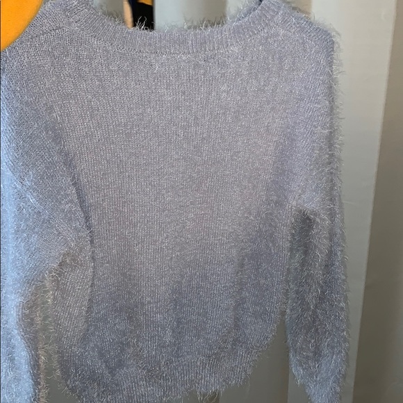 fuzzy sweater - Picture 1 of 1
